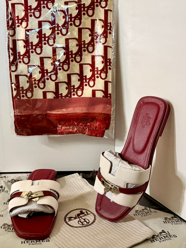 WOMAN SLIPPER
